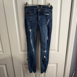 Soundgirl distressed skinny jeans‎ size 0